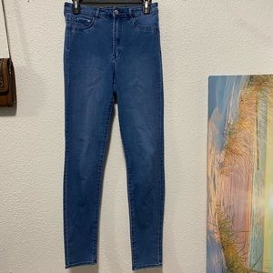 H&M Brand Jean Skinny Jegging.